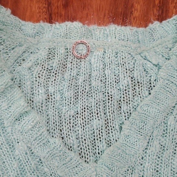 Linen Cotton Blend Light Weight V-NECK Sweater - Picture 2 of 3